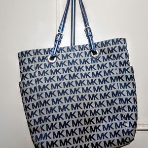 Michael Kors Women's Medium Tote Bag, Beige And Black With Gold Accents